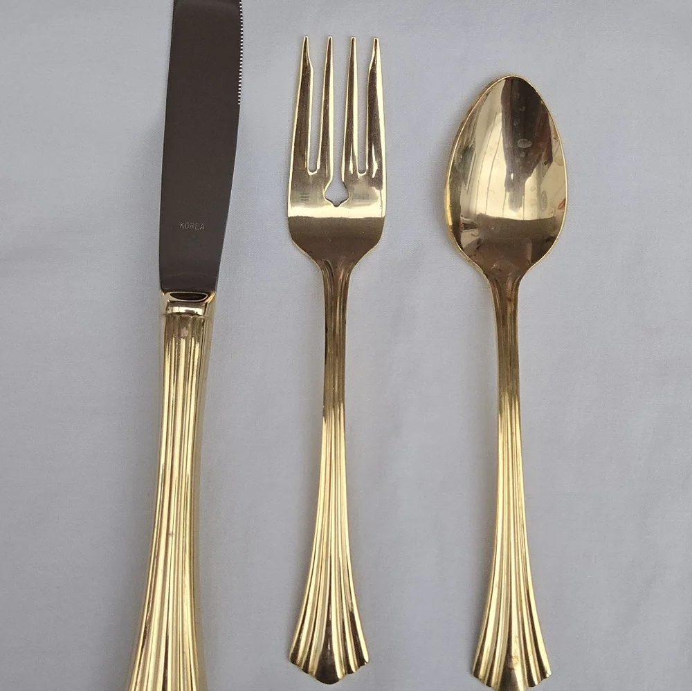 Golden Resplendence By International 3-Piece Place Settimg, Never Used